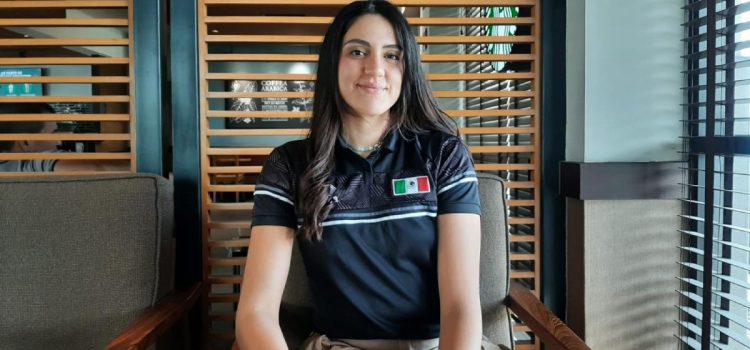 Asi ha forjado su camino en el voleibol la nogalense Karina Flores