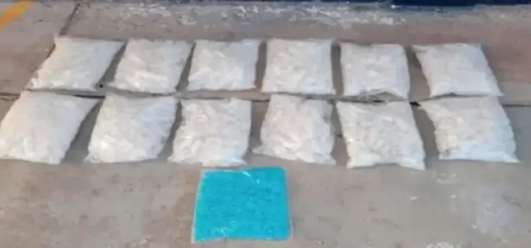 Localizan en Nogales 7 mil pastillas de fentanilo y más de 25 kilos de metanfetamina