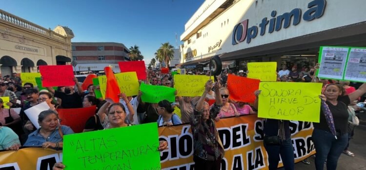 Marchan miles contra cobros excesivos de CFE en Sonora
