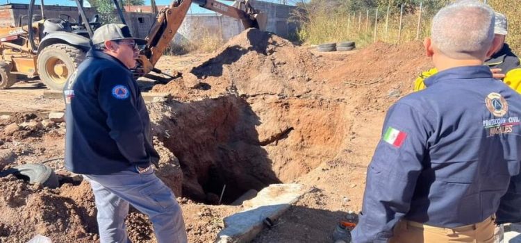 Hombre pierde la vida tras derrumbe de tierra al interior de un pozo