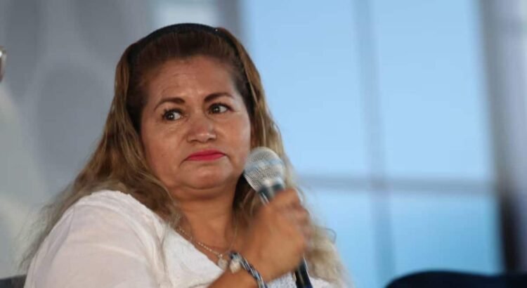 Ceci Flores dice que Adán Augusto le pidió dejar de buscar a sus hijos a cambio de protección permanente