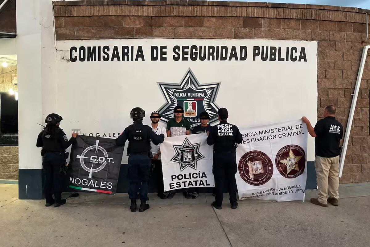 Arrestan a tres personas tras persecución policial en Nogales